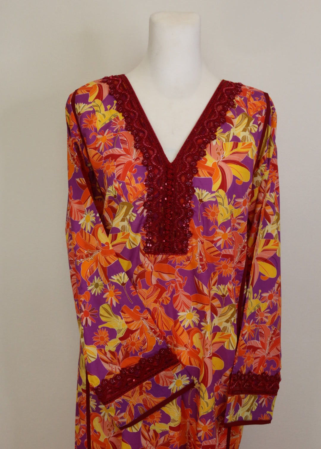 Tropical Radiance Mukhawar