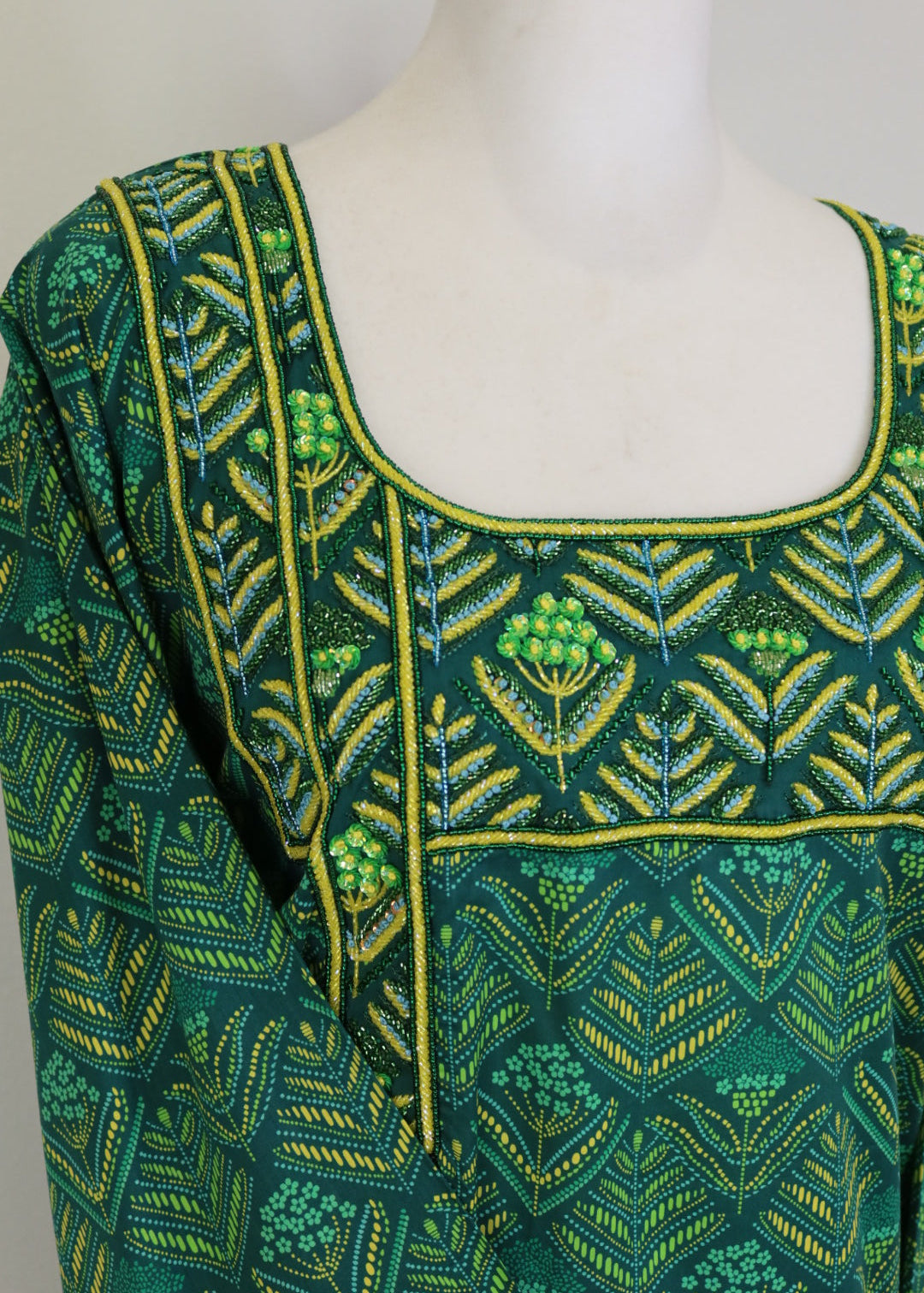 Embroidered Arbi Royal Green